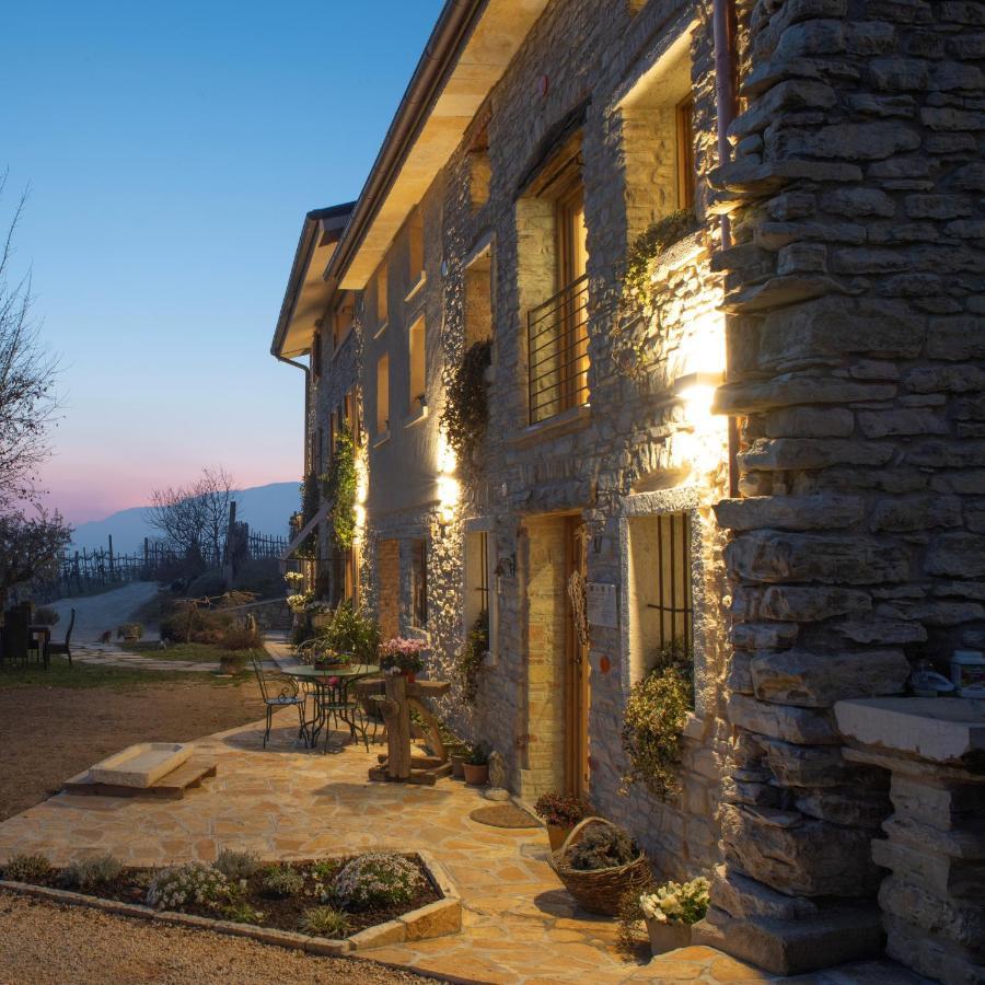 Agriturismo Casaborgomarche Valdobbiadene Exterior photo